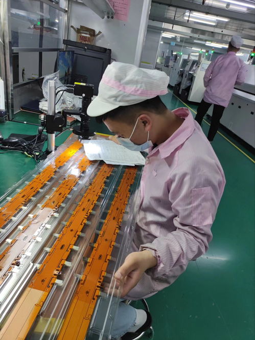 从技校到工厂 跨越命运的新工匠之路